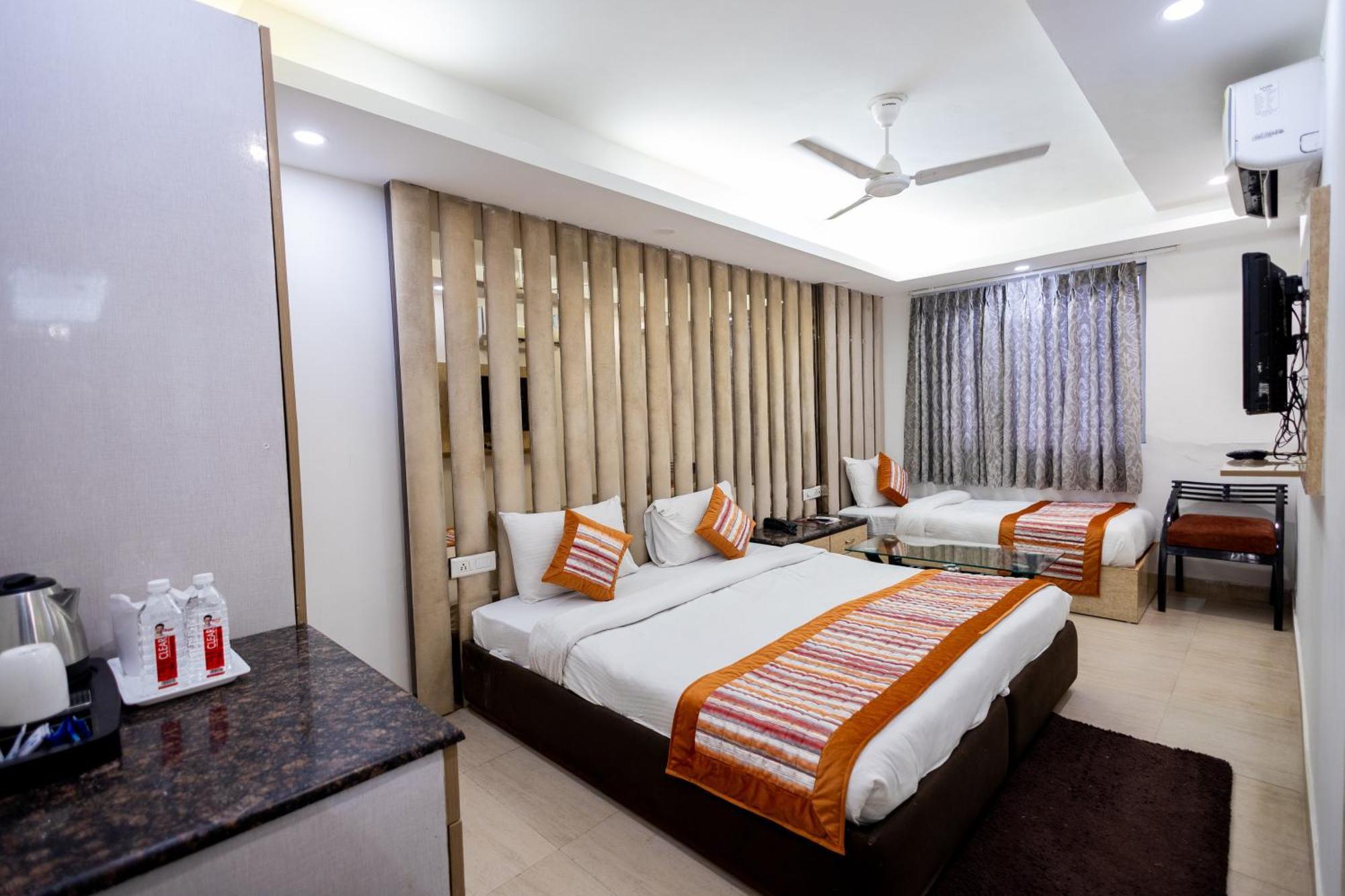 Hotel The Gold Inn - Karol Bagh Delhi Exterior foto